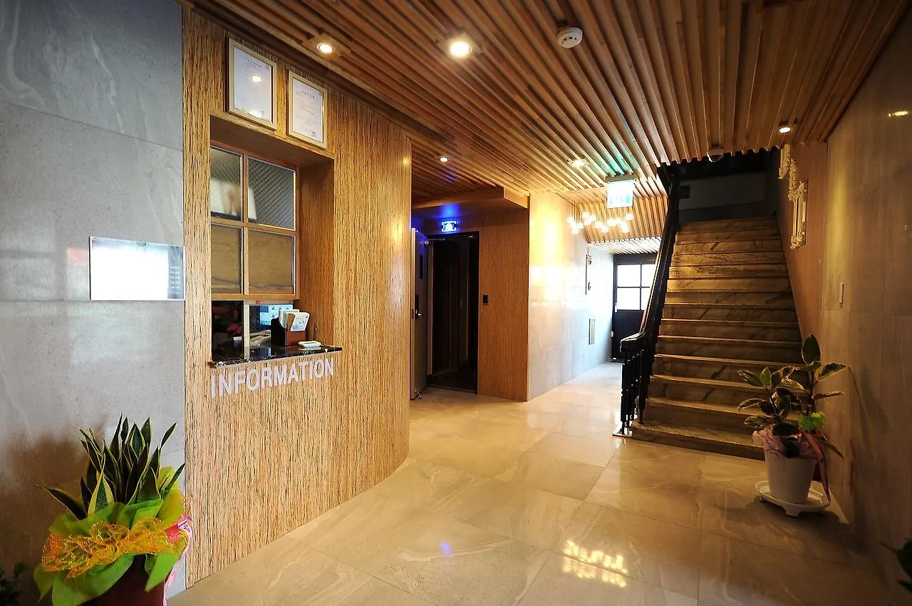 Hotel Louis Busan