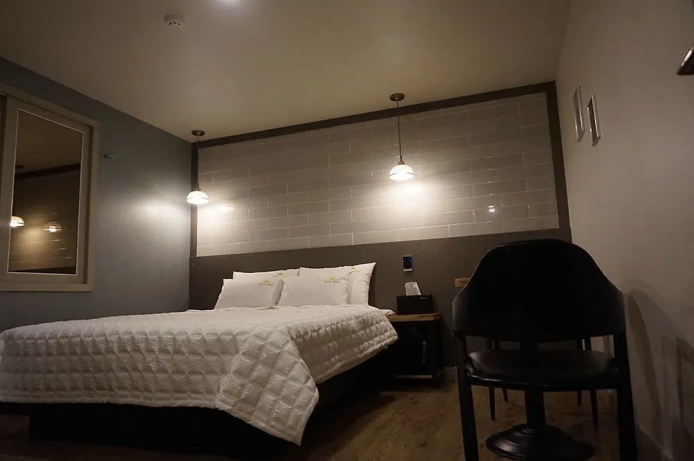 Hotel Louis Busan