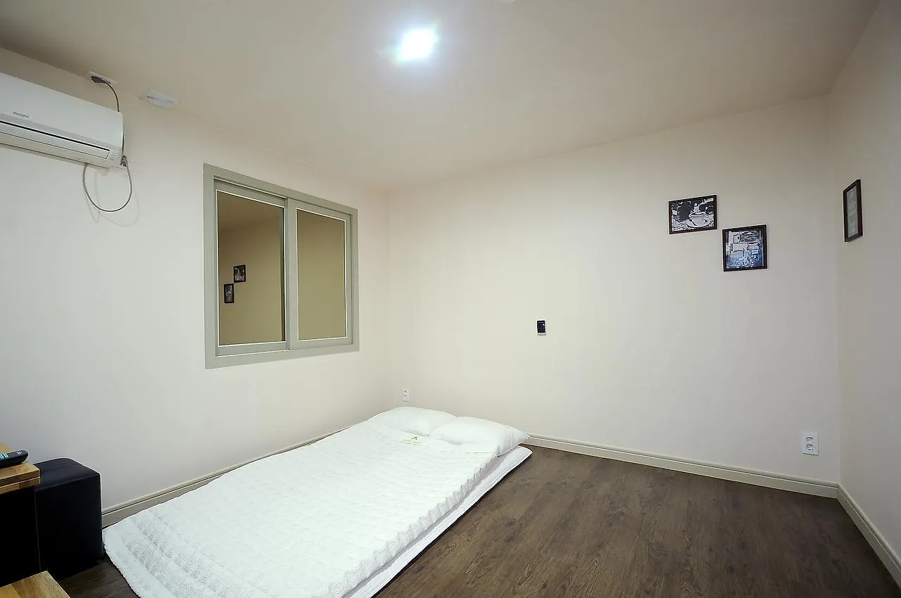 Hotel Louis Busan